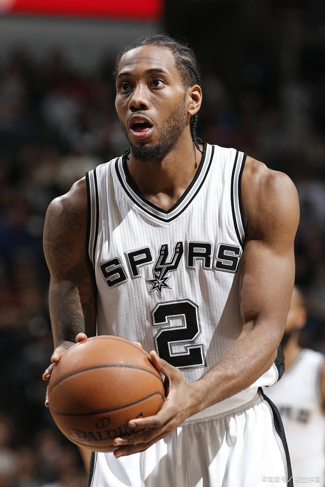 更接近前者 更接近前者